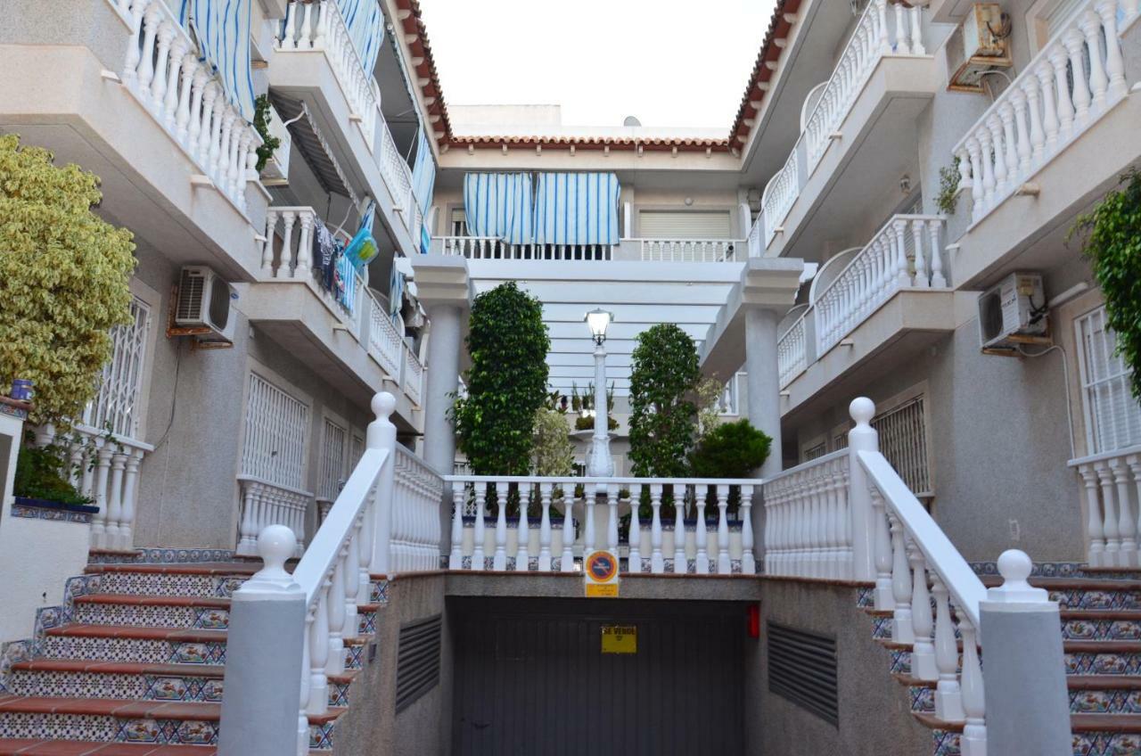 Apartamento Oslo Lejlighed Torrevieja Eksteriør billede